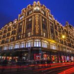 London Landmarks - 18 Famous Places in Photos london-landmarks-harrods.jpg